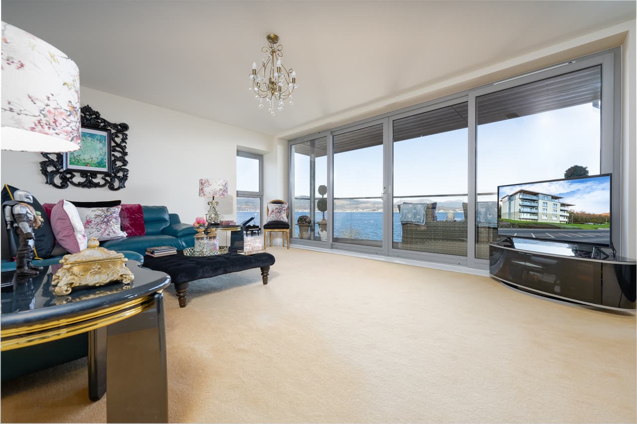 2/1 114 Cloch Road, 114 Cloch Road, Gourock, Gourock, PA19 1FQ