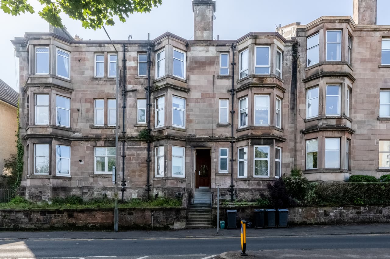 4e Cardwell Road, Gourock, Gourock, PA19 1UA