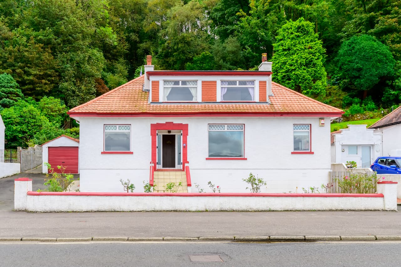Cloch Road, Gourock, Gourock, PA19 1AT