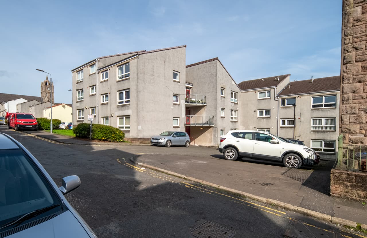 13e St. Johns Road, Gourock, Gourock, PA19 1PQ