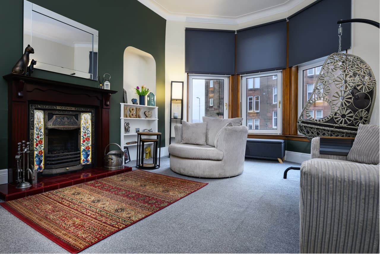 2c Ashburn Gate, Gourock, Gourock, PA19 1NR