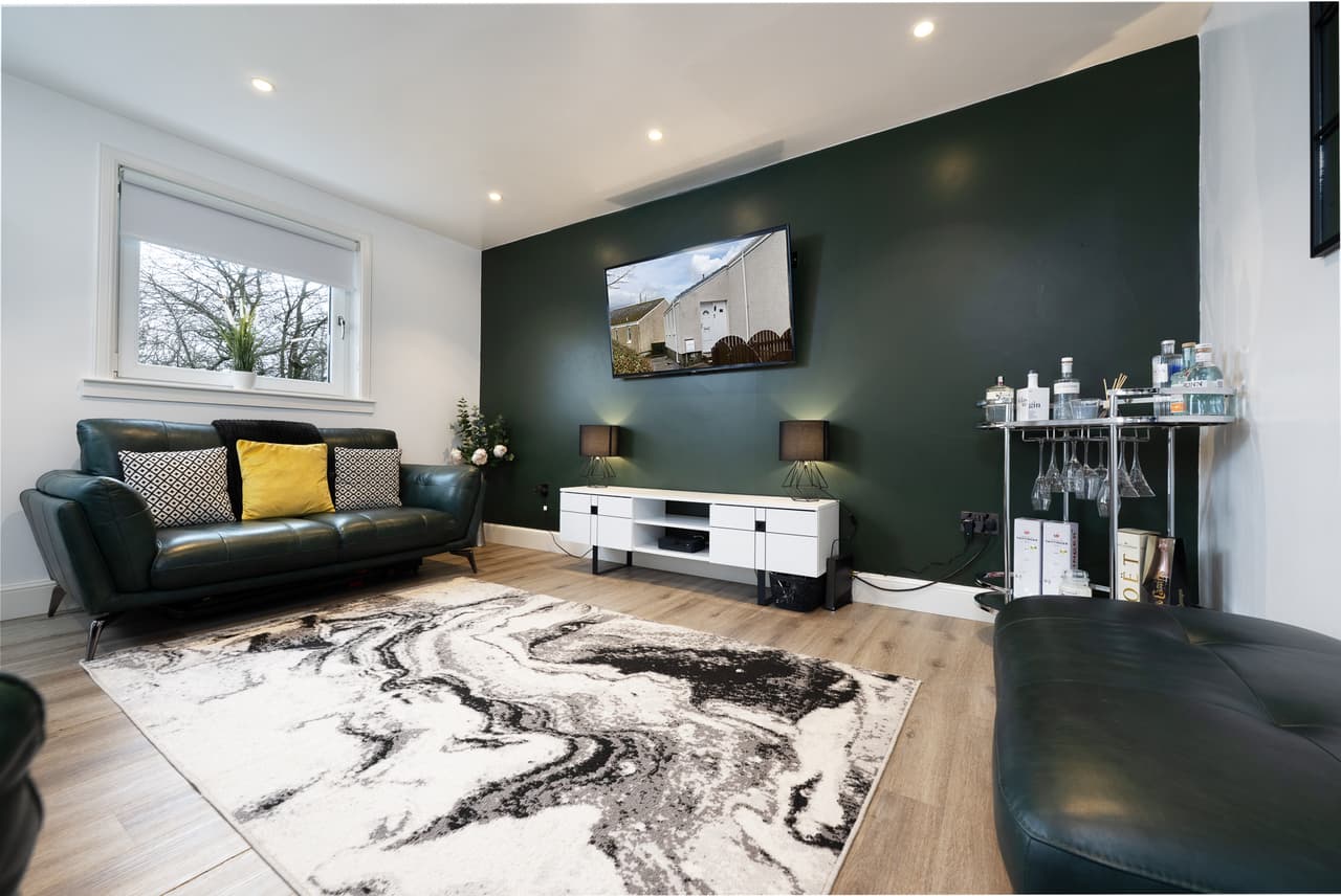 Muirdykes Avenue, Port Glasgow, Port Glasgow, PA14 5XZ