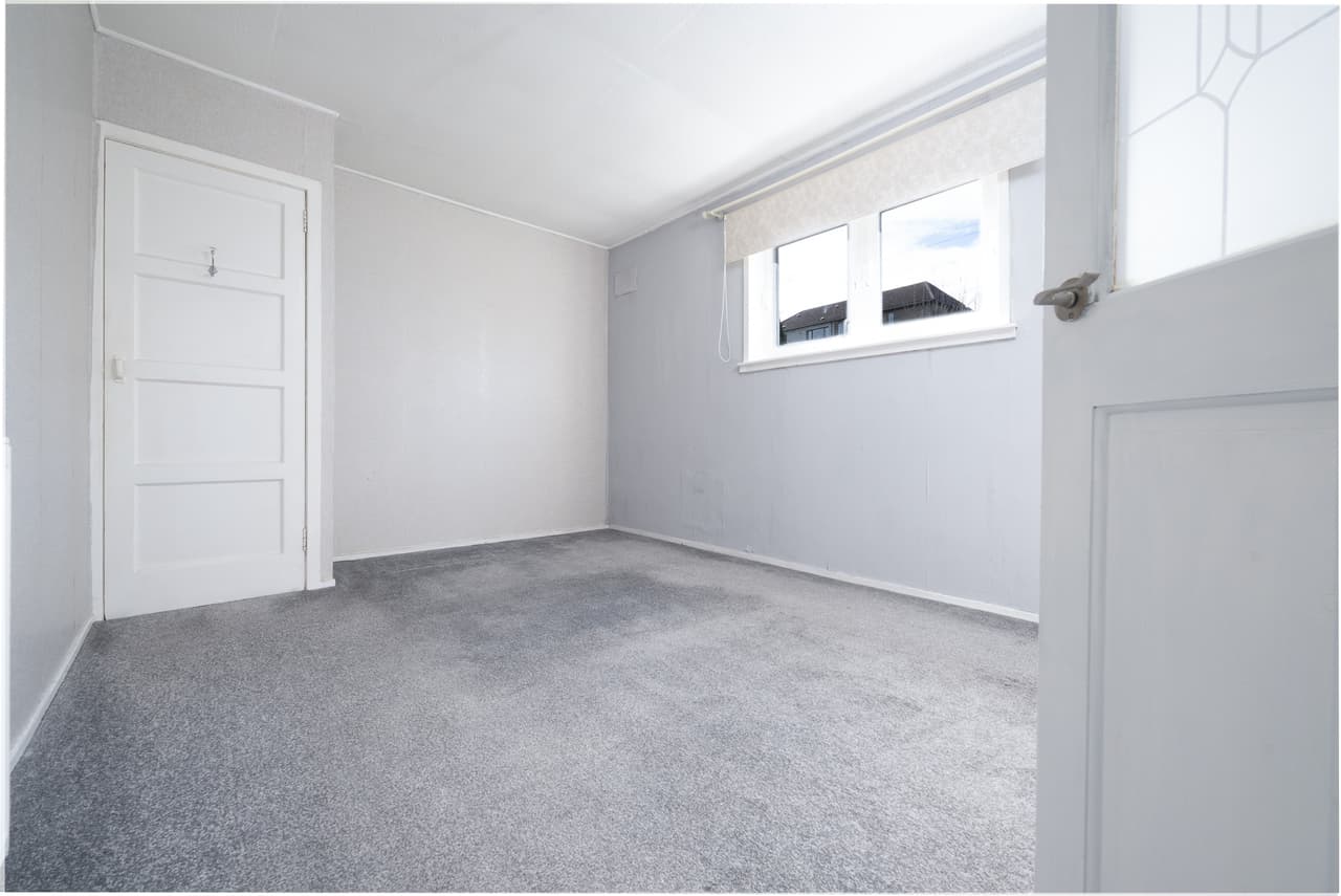 Maple Road, Greenock, Greenock, PA16 9HT