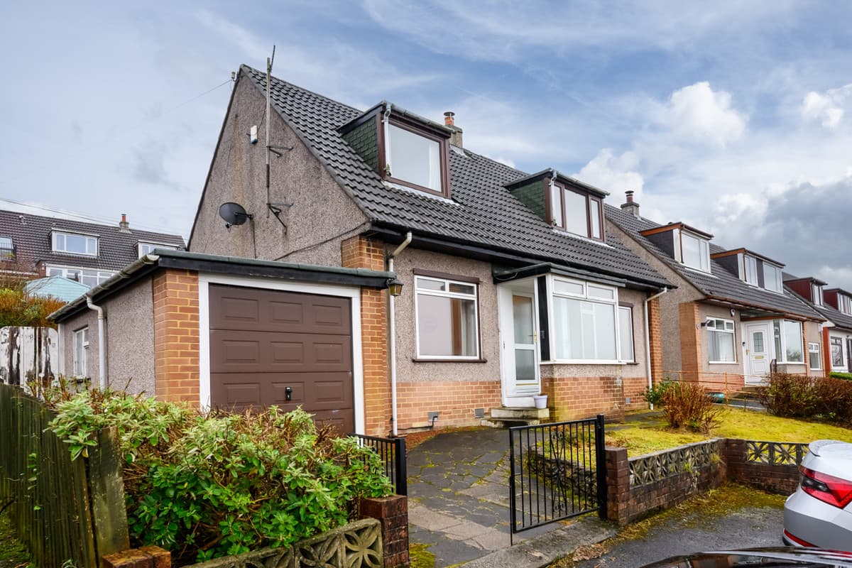 Cambridge Avenue, Gourock, Gourock, PA19 1XT