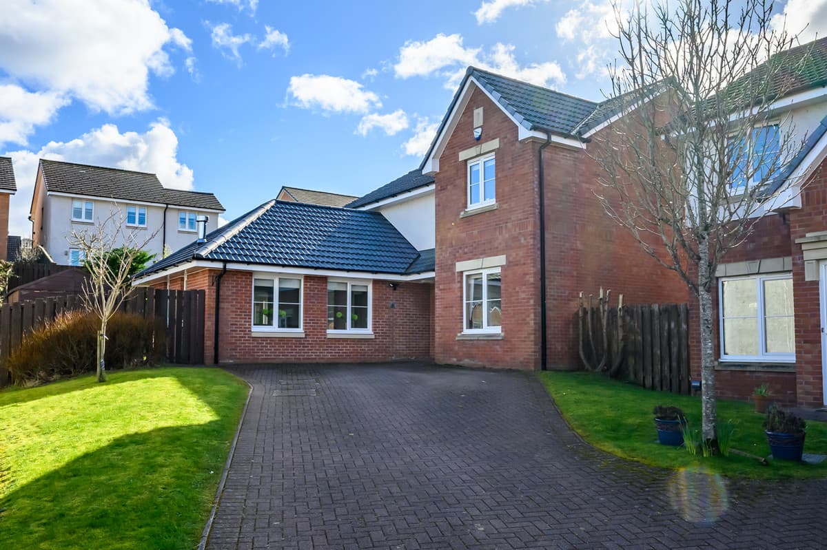 Laxlie Drive, Inverkip, Greenock, Greenock, PA16 0FQ