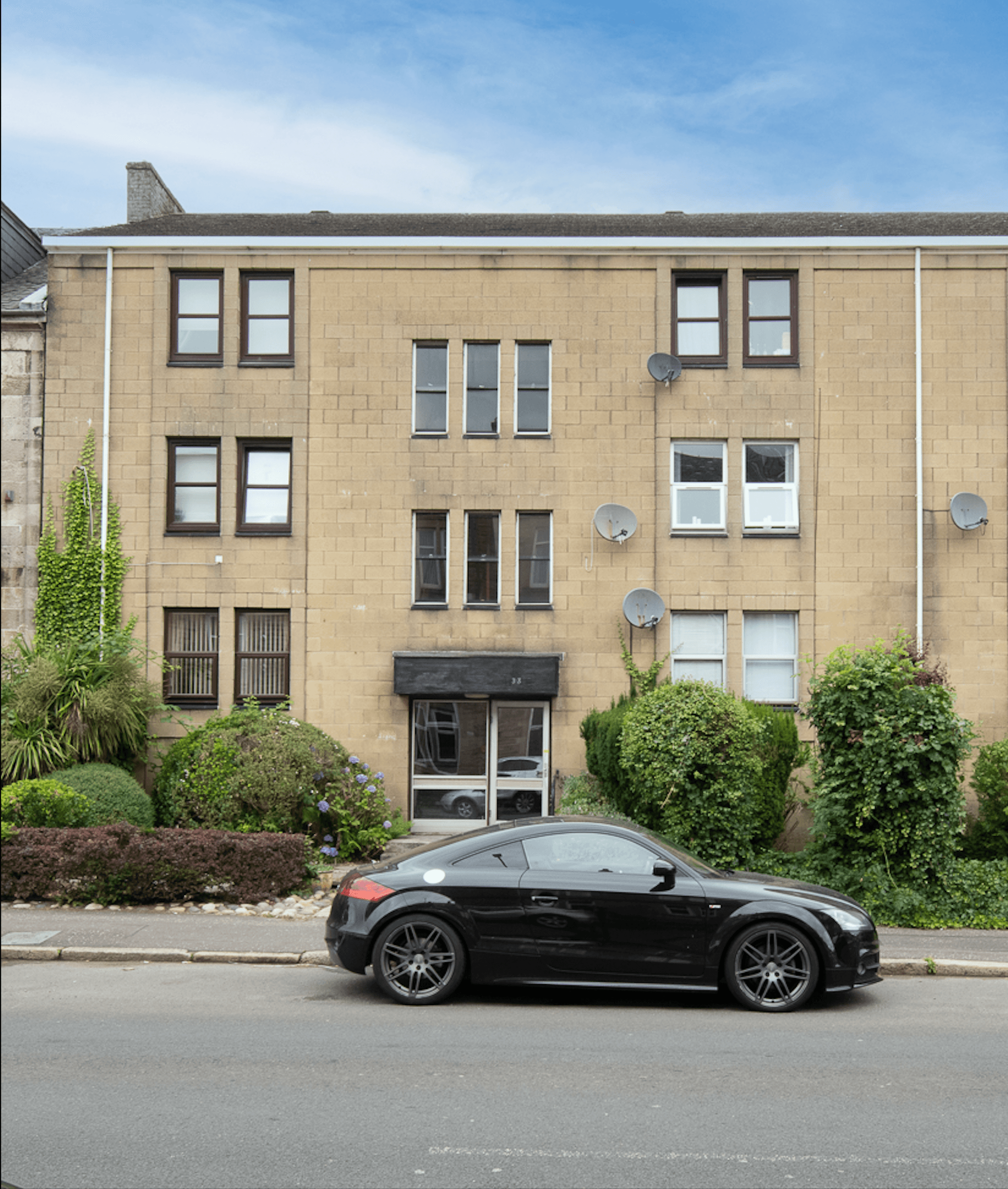 1/1, 33 Cardwell Road, Gourock, Gourock, PA19 1UW