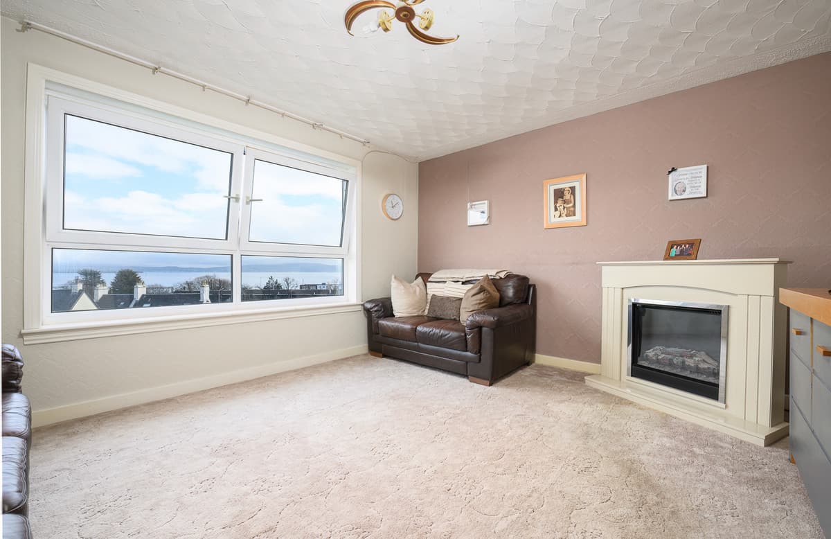 19f St. Johns Road, Gourock, Gourock, PA19 1PQ