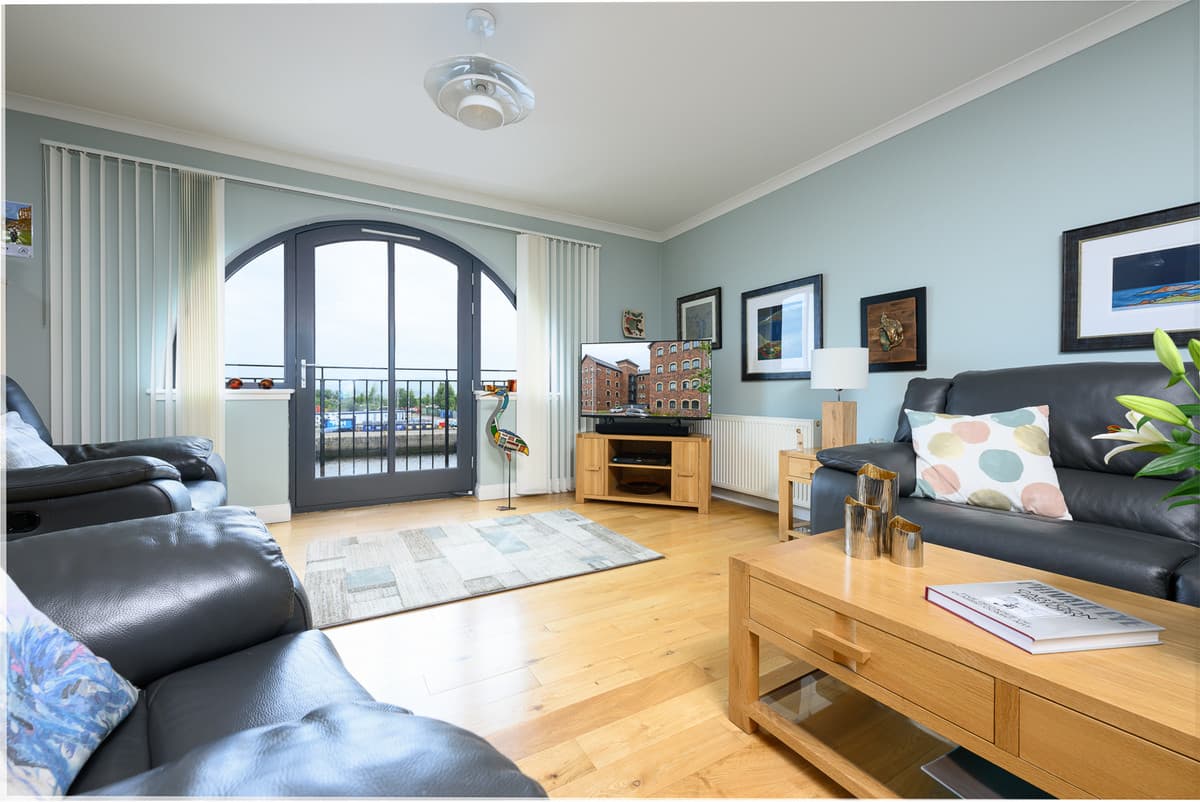 Flat 2/1, 15 James Watt Way, Greenock, Greenock, PA15 2AD