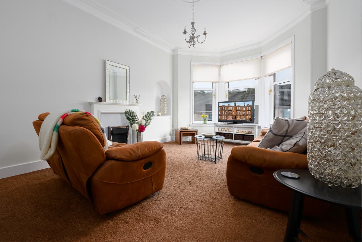 2/1 17 Cardwell Road, 17 Cardwell Road, Gourock, Gourock, PA19 1UG
