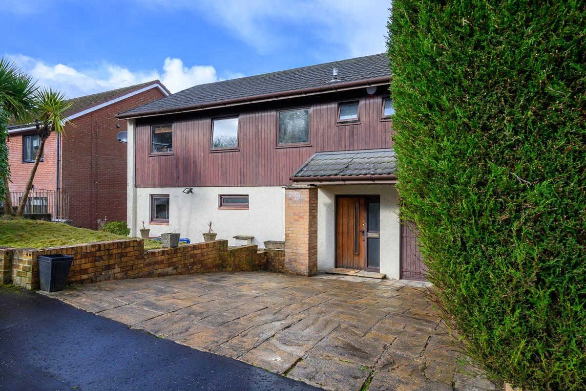 Rosemount Place 4 bed other for sale in Rosemount Place, Gourock, PA19 | McArthur Scott